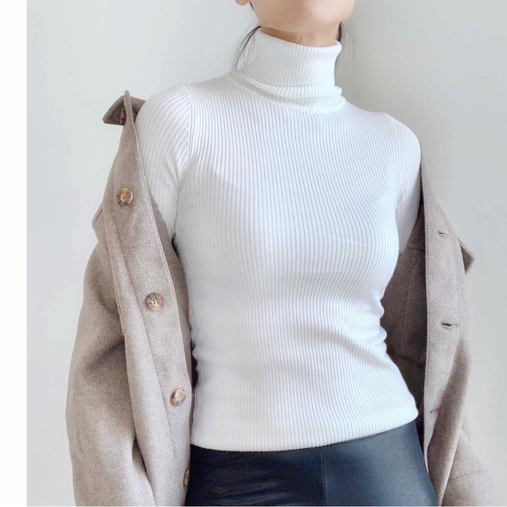 SOFT SLIM FIT LONG SLEEVE TURTLENECK TOP - WHITE - Picture 5 of 9